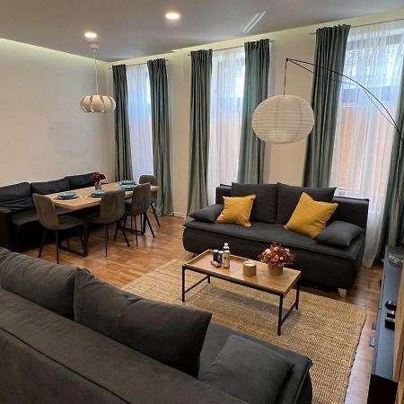 Flexihome Sk - Design City - Top Location Close City Centre - Big Squared コシツェ エクステリア 写真